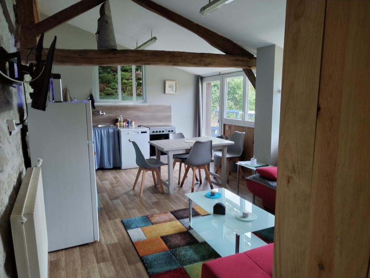 Chambre 2 A 4 Pers Gite Du Gardoir Boresse-et-Martron Zewnętrze zdjęcie